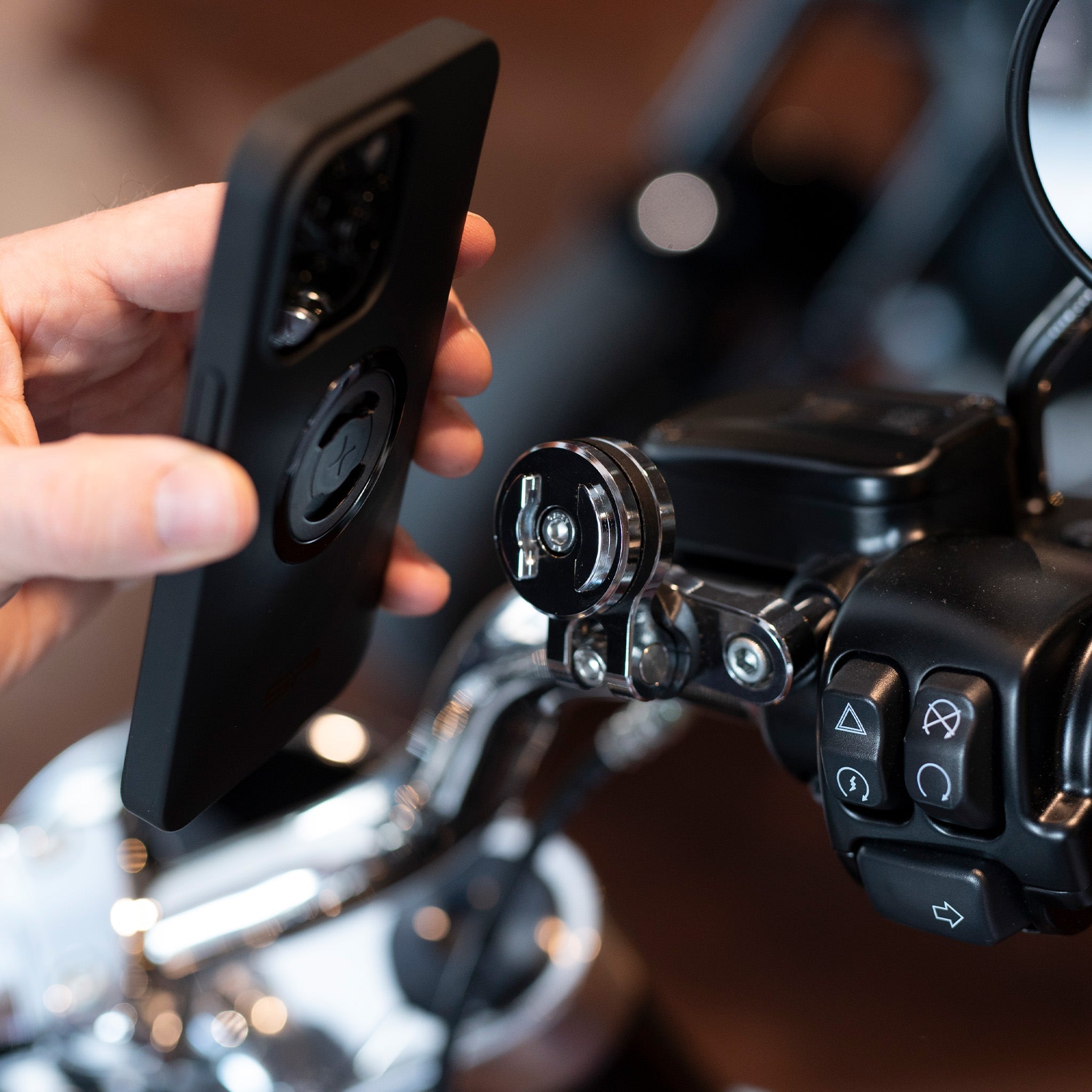 Clutch Mount Pro | SP Connect